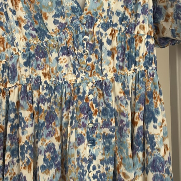 Pinch Maxi Dress - Picture 3 of 6